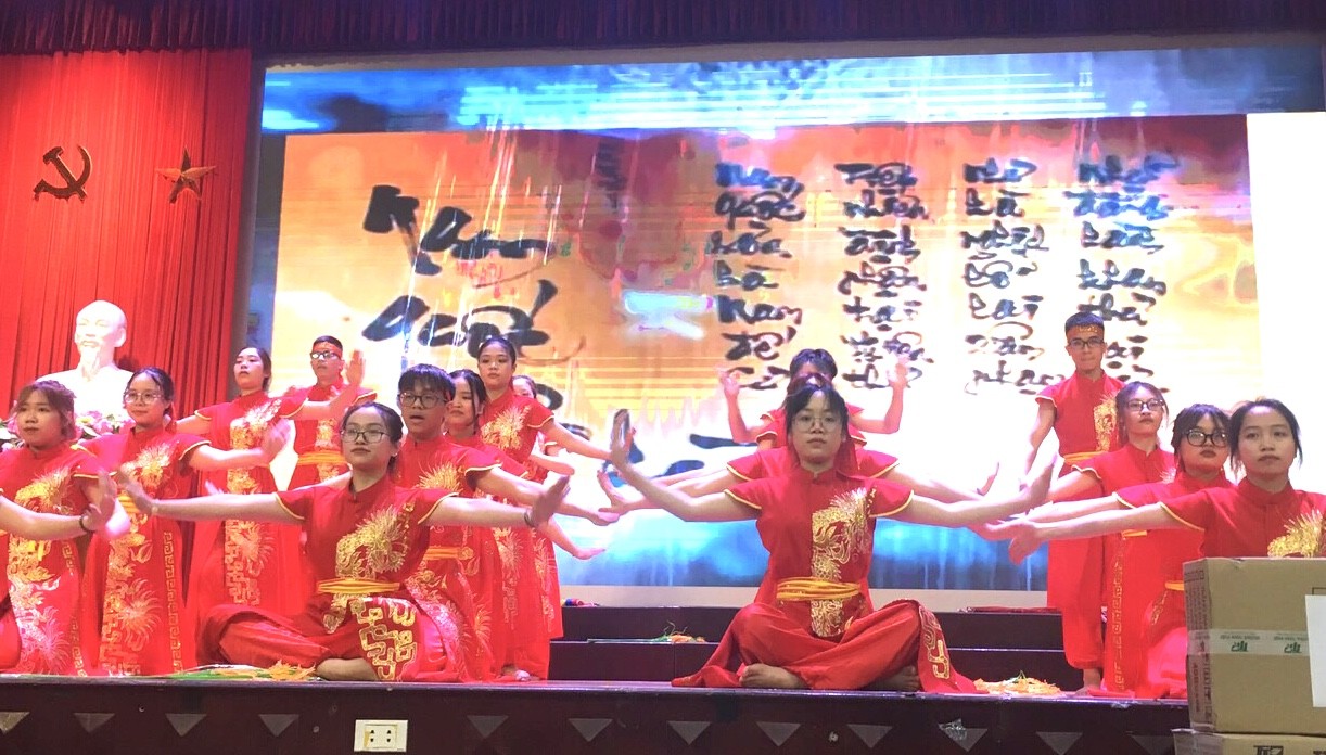 Phát động Cuộc thi viết “Vượt lên số phận” lần thứ V