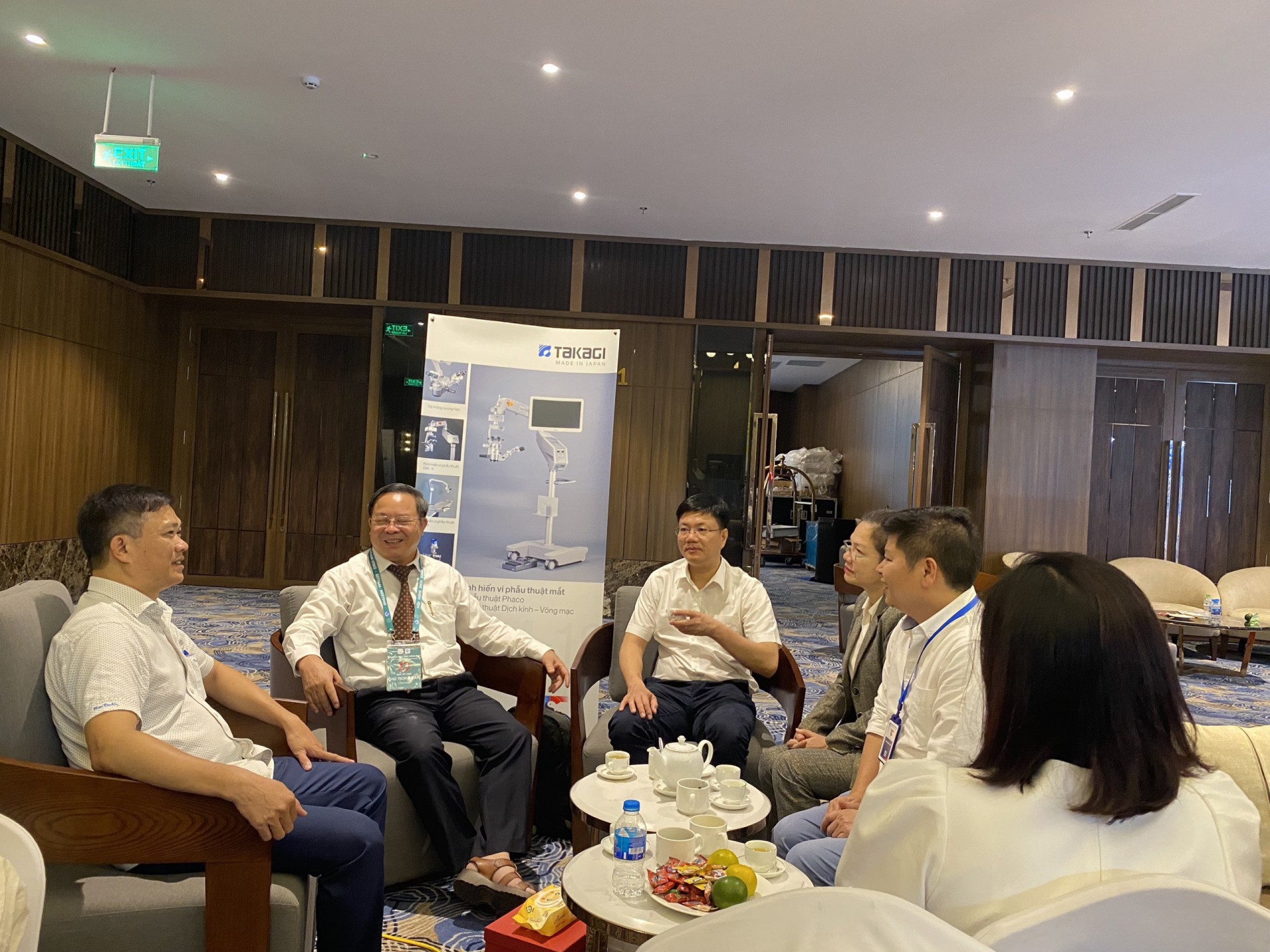 Hội nghị dịch kính võng mạc lần thứ 10