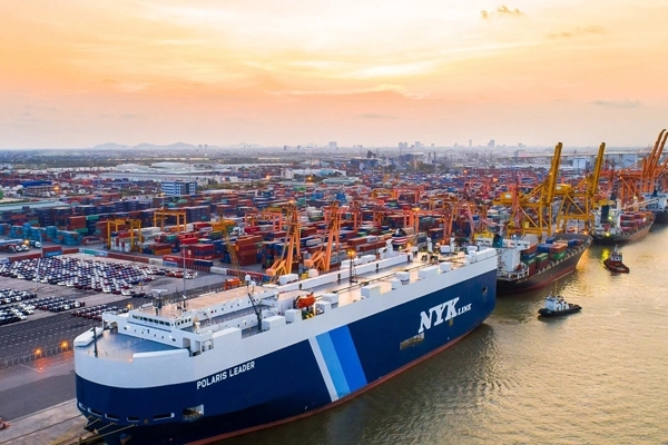 Hủy niêm yết gần 327 triệu cổ phiếu PHP của Cảng Hải Phòng