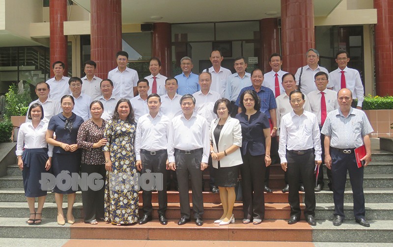 Bến Tre: Ban Thường vụ Tỉnh ủy tiếp và làm việc với Agribank Bến Tre: Ban Thường vụ Tỉnh ủy tiếp và làm việc với Agribank