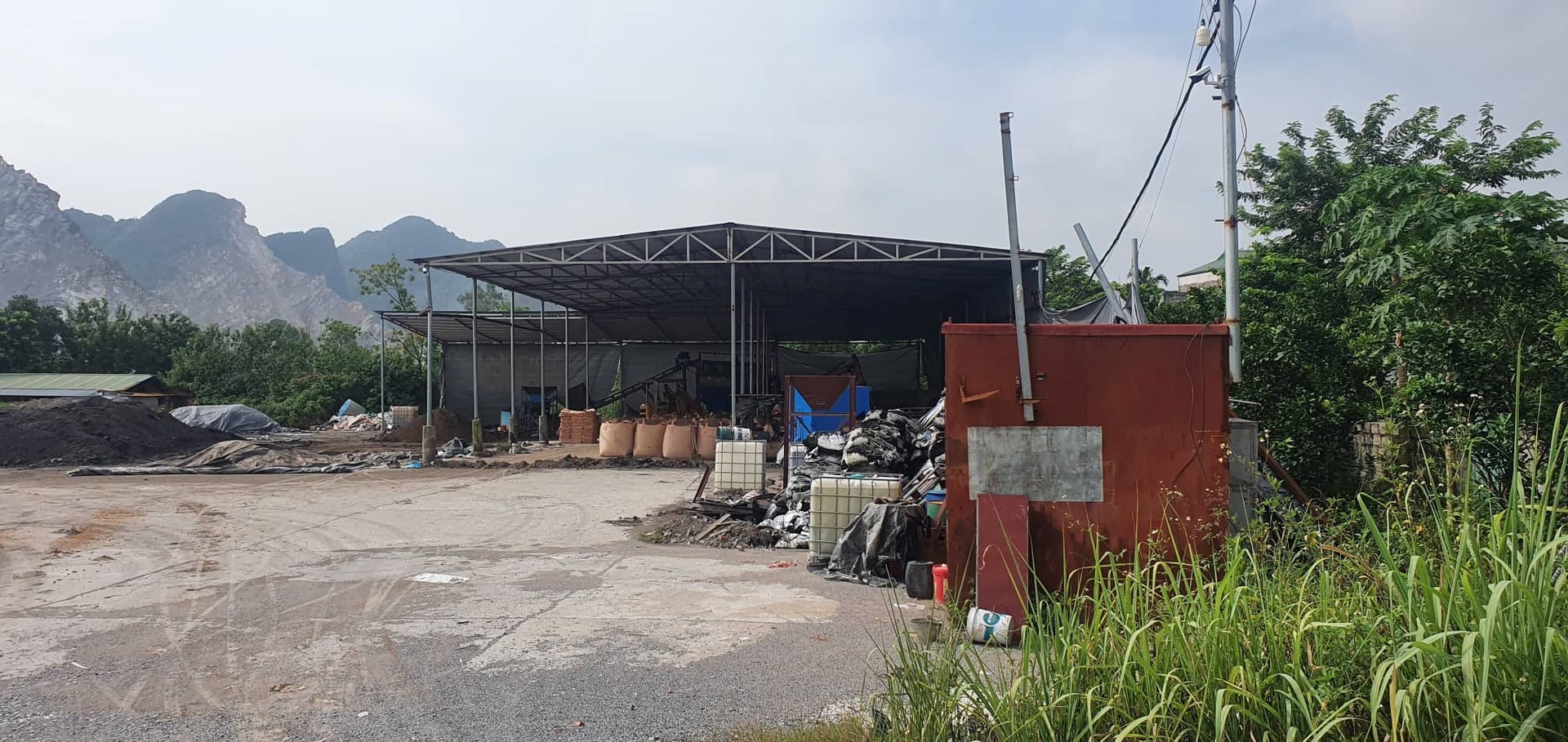 Ứng Hòa - Hà Nội: Người dân kêu cứu vì doanh nghiệp sản xuất gây ô nhiễm môi trường