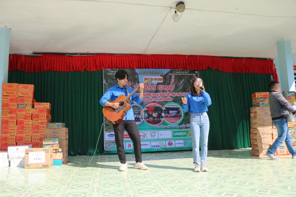 Sở hữu trí tuệ và Sáng tạo chắp cánh ước mơ mang con chữ về miền địa đầu Tổ Quốc Sở hữu trí tuệ và Sáng tạo chắp cánh ước mơ mang con chữ về miền địa đầu Tổ Quốc