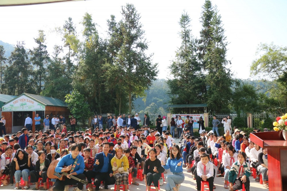 Sở hữu trí tuệ và Sáng tạo chắp cánh ước mơ mang con chữ về miền địa đầu Tổ Quốc Sở hữu trí tuệ và Sáng tạo chắp cánh ước mơ mang con chữ về miền địa đầu Tổ Quốc