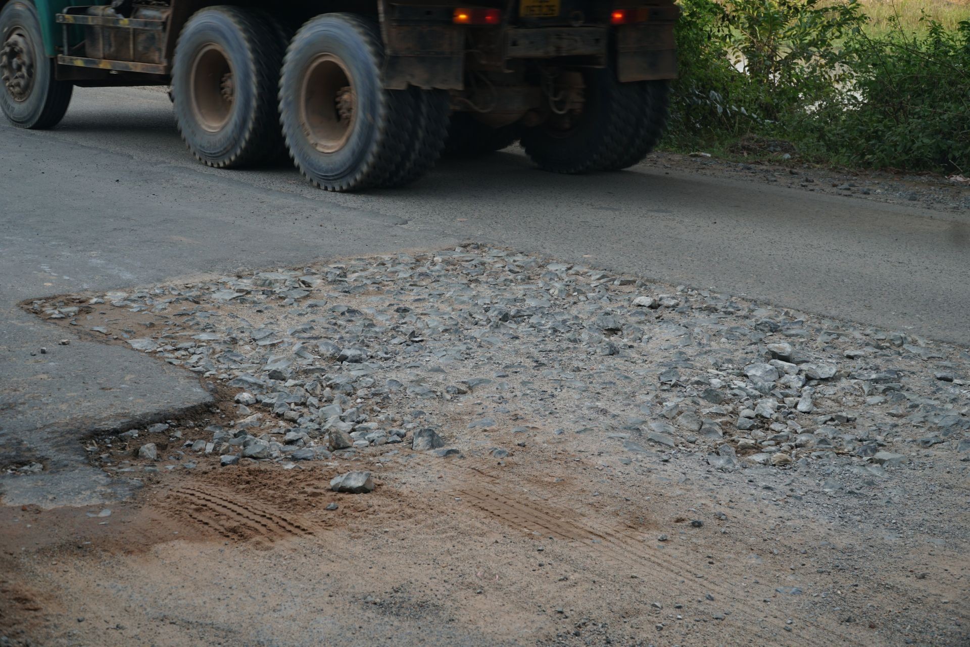 Tây Ninh: Cần đẩy nhanh tiến độ sửa chữa đường ĐT.786