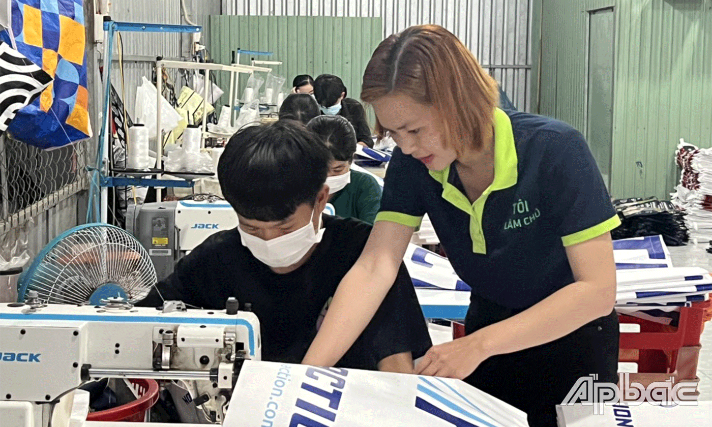 Tiền Giang: Khởi nghiệp thành công với một nghề đơn giản Tiền Giang: Khởi nghiệp thành công với một nghề đơn giản