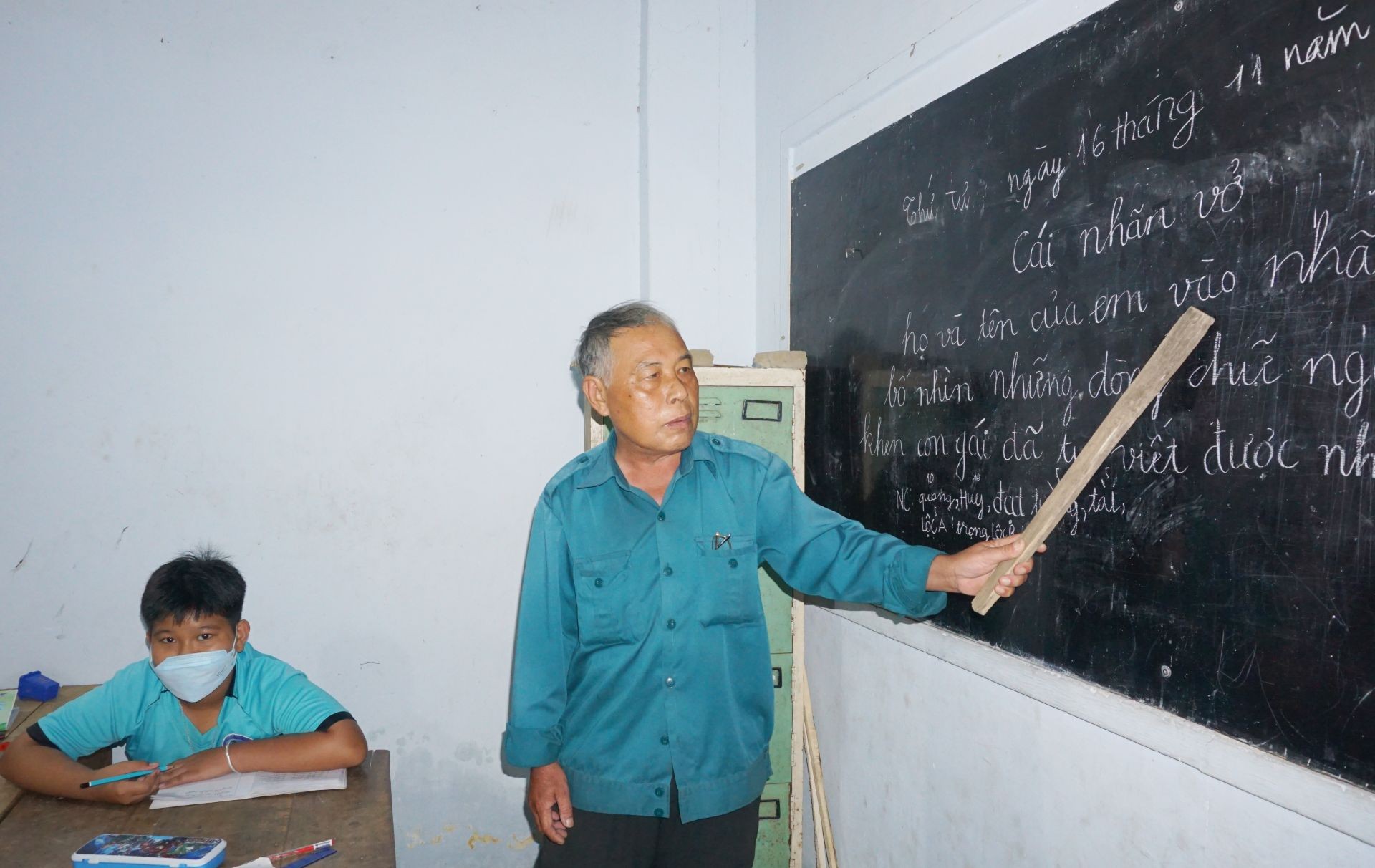 Tây Ninh: Người thầy 19 năm dạy học không lương Tây Ninh: Người thầy 19 năm dạy học không lương