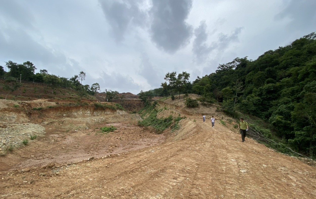 Khu đất của một hộ dân tại xã Hòa Thắng (TP. Buôn Ma Thuột) sử dụng sai quy định, cơ quan chức năng phát hiện, xử lý. Ảnh: Tài Đại