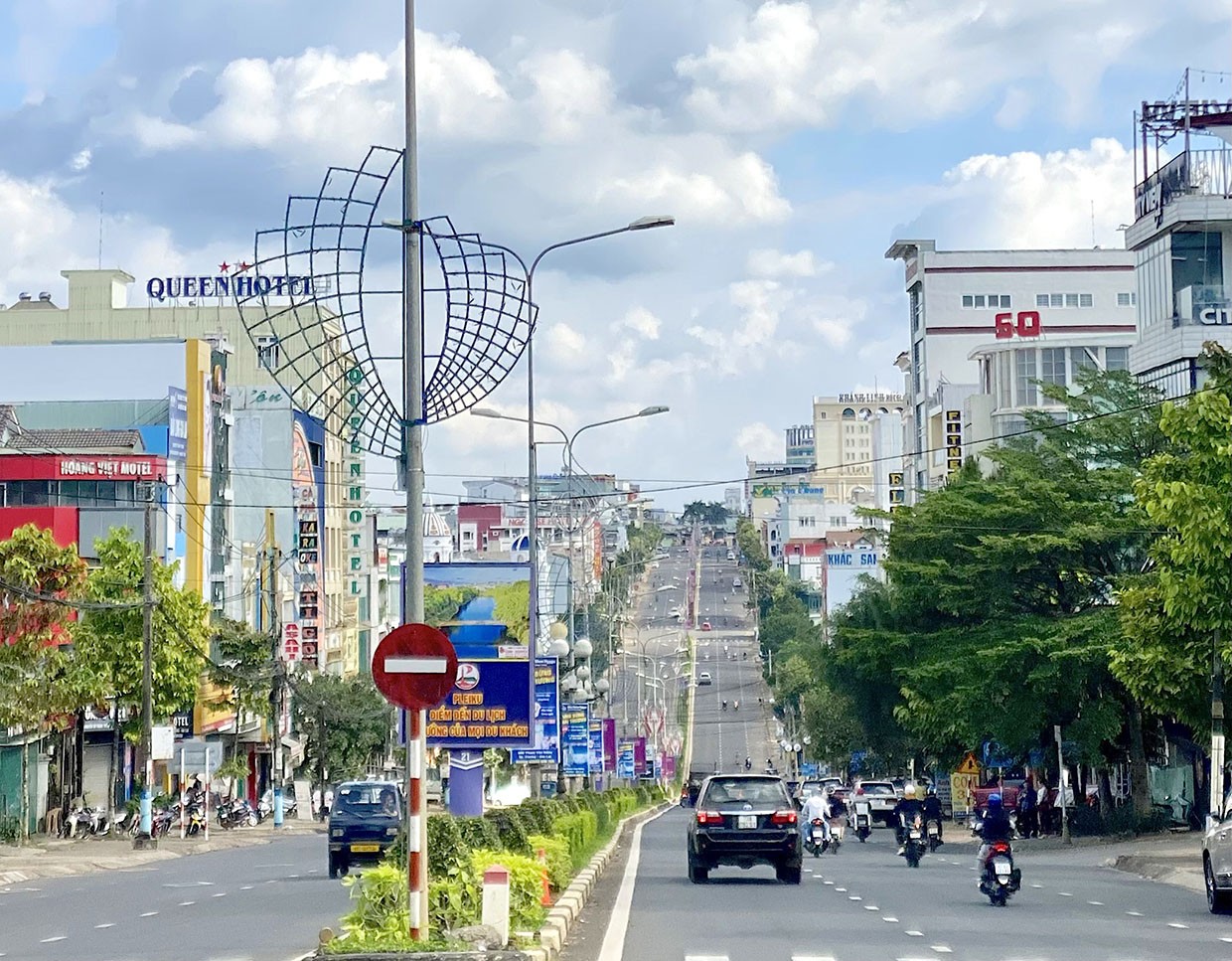 Cải thiện chỉ số PCI là cải thiện môi trường đầu tư, thu hút nhiều nguồn vốn tư nhân để thúc đẩy kinh tế-xã hội Gia Lai phát triển. Ảnh: Hà Duy