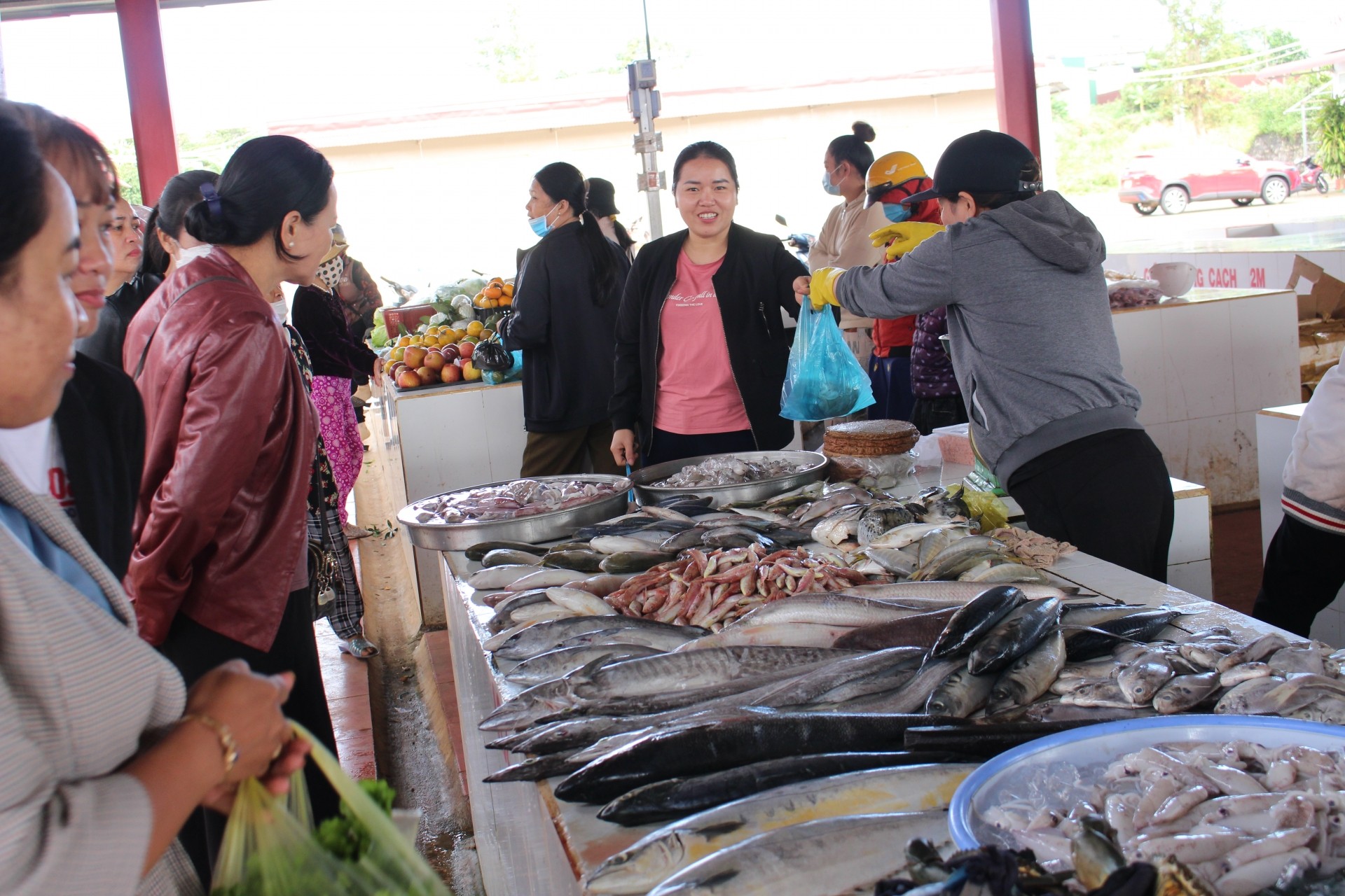 Đắk Lắk: Tái mở cửa hoạt động chợ Pơng Drang mới huyện Krông Búk Đắk Lắk: Tái mở cửa hoạt động chợ Pơng Drang mới huyện Krông Búk