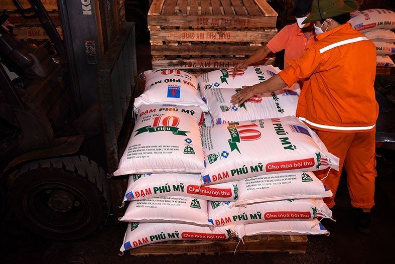Giá phân bón hôm nay 2/2: Giao dịch ổn định