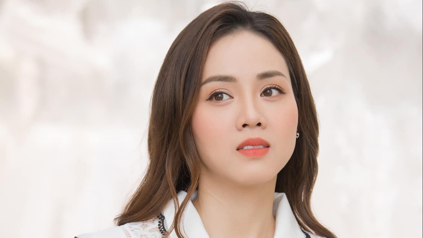 Bà xã NSND Công Lý kể chuyện lạ xảy ra trong chính ngôi nhà, nghe xong ai nấy đều hoang mang