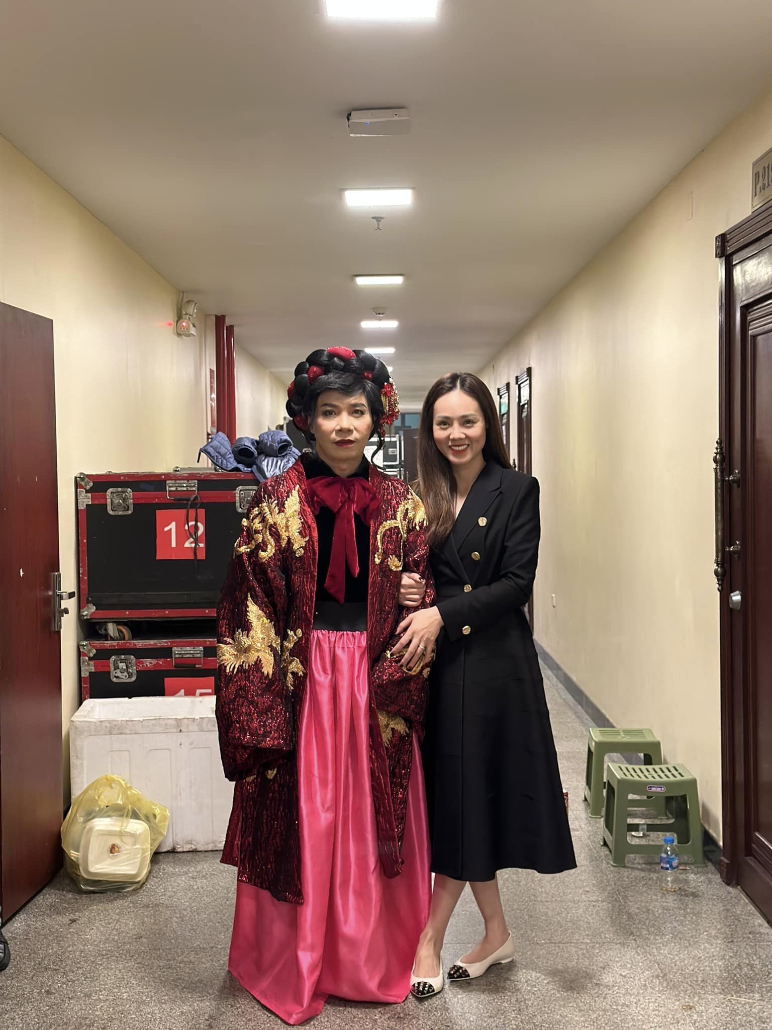 Vợ nghệ sĩ Công Lý tiết lộ niềm đam mê của chồng trong thời gian dưỡng bệnh Vợ nghệ sĩ Công Lý tiết lộ niềm đam mê của chồng trong thời gian dưỡng bệnh