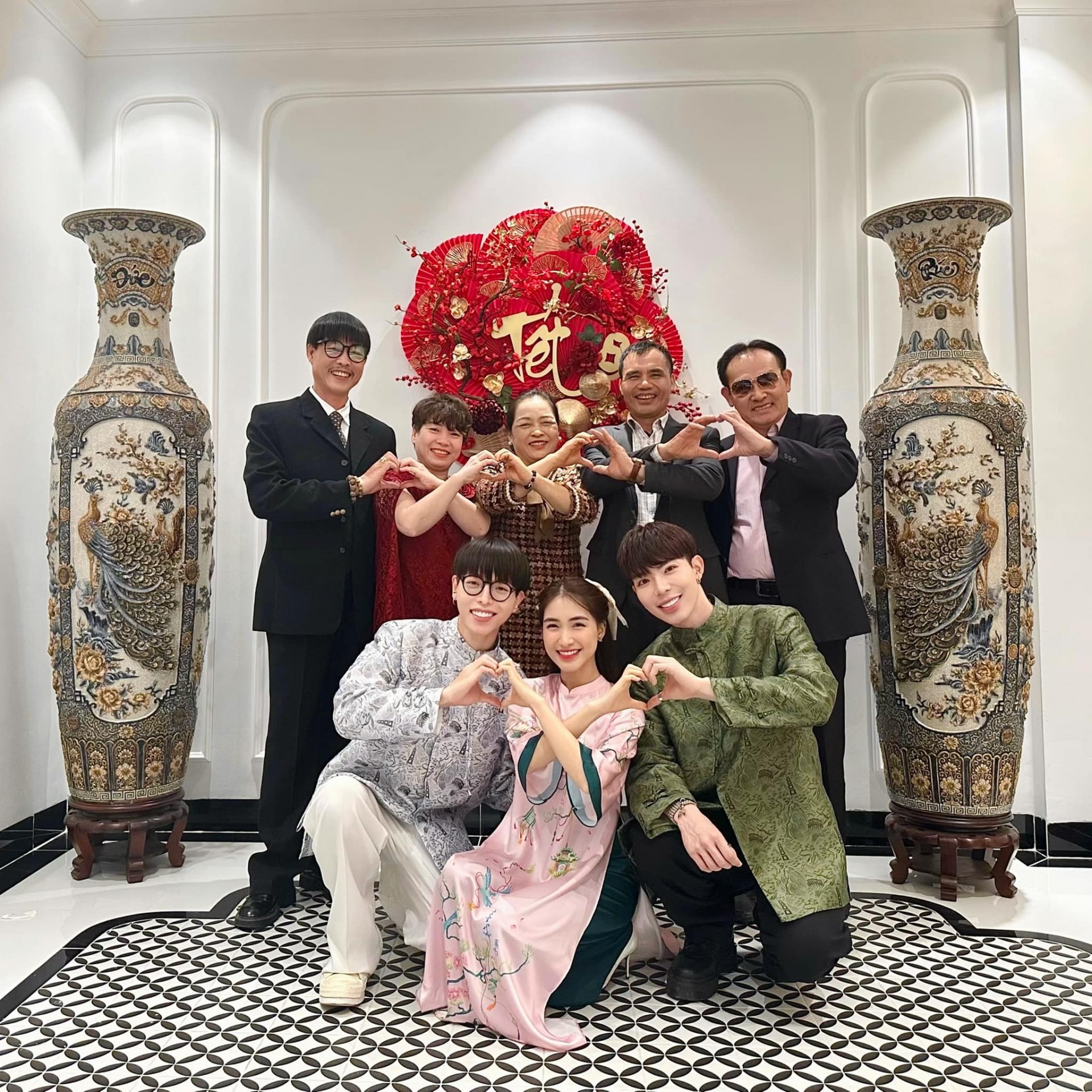 Hoà Minzy bức xúc trước thông tin đã có "người mới" Hoà Minzy bức xúc trước thông tin đã có "người mới"