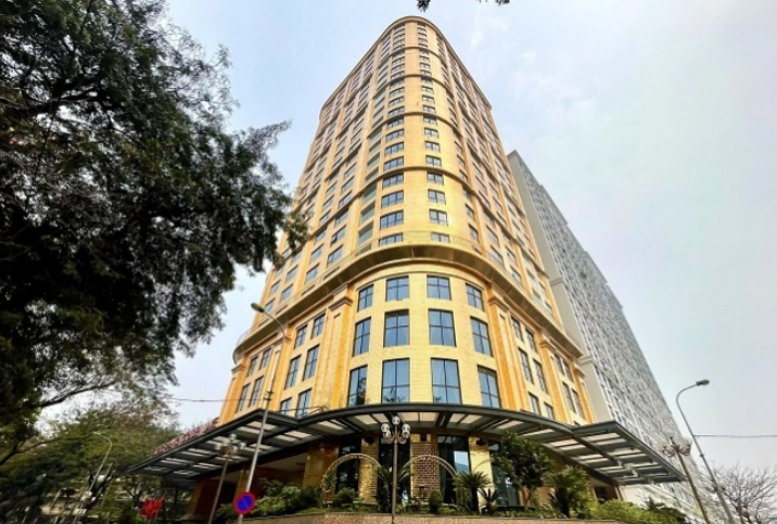 Đại gia Đường "bia" bất ngờ tuyên bố không bán khách sạn dát vàng 250 triệu USD Đại gia Đường "bia" bất ngờ tuyên bố không bán khách sạn dát vàng 250 triệu USD