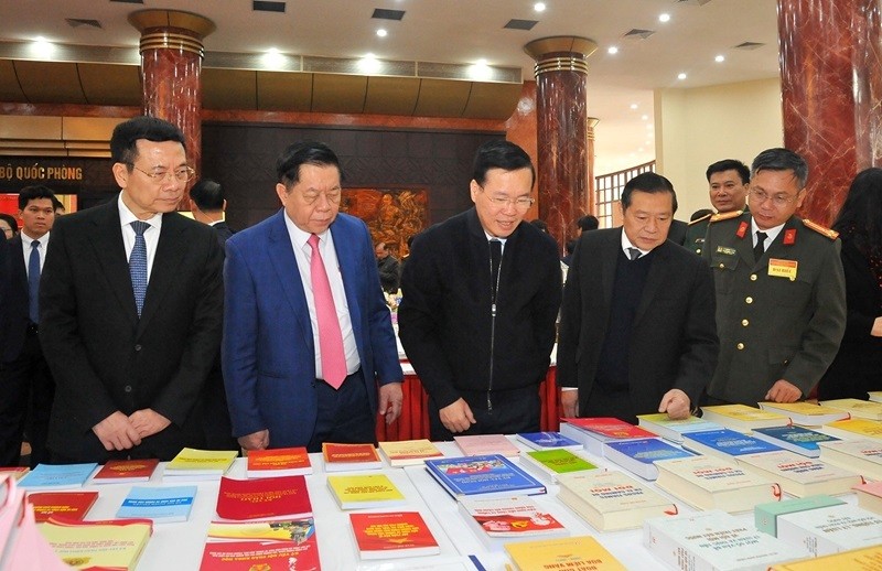 Tăng cường bảo vệ nền tảng tư tưởng của Đảng, đấu tranh phản bác quan điểm sai trái, thù địch