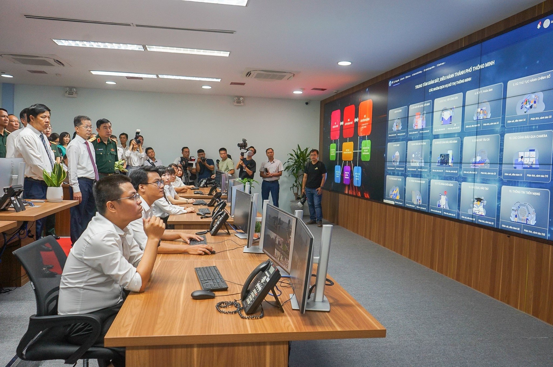 Nâng cao chất lượng, hiệu quả thực hiện chính sách phân cấp, phân quyền đối với chính quyền địa phương ở nước ta hiện nay Nâng cao chất lượng, hiệu quả thực hiện chính sách phân cấp, phân quyền đối với chính quyền địa phương ở nước ta hiện nay