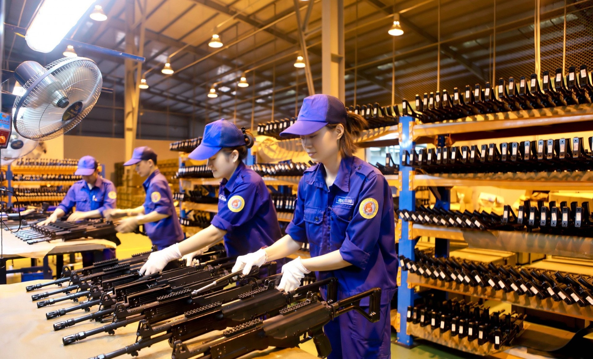 Phát triển công nghiệp quốc phòng hiện đại, lưỡng dụng, đáp ứng yêu cầu, nhiệm vụ xây dựng và bảo vệ Tổ quốc thời kỳ mới