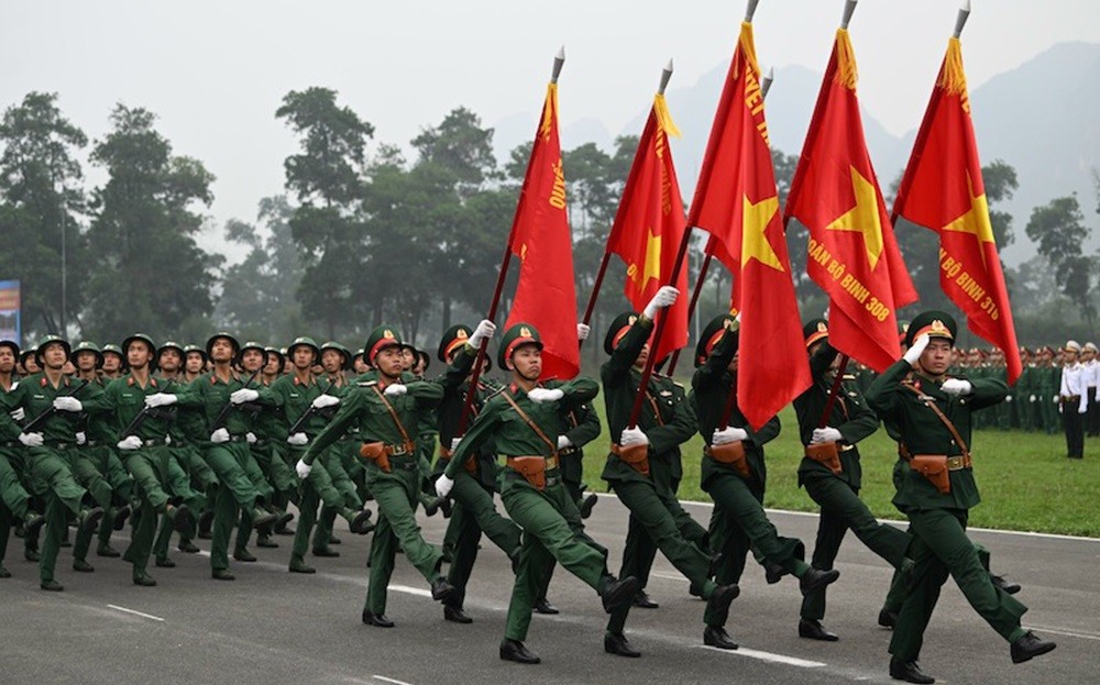 Xây dựng các đơn vị cơ sở trong Quân đội vững mạnh về chính trị theo tư tưởng Hồ Chí Minh