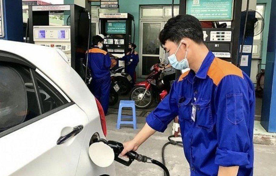 Giá xăng dầu hôm nay 12/5: Giá dầu giảm mạnh