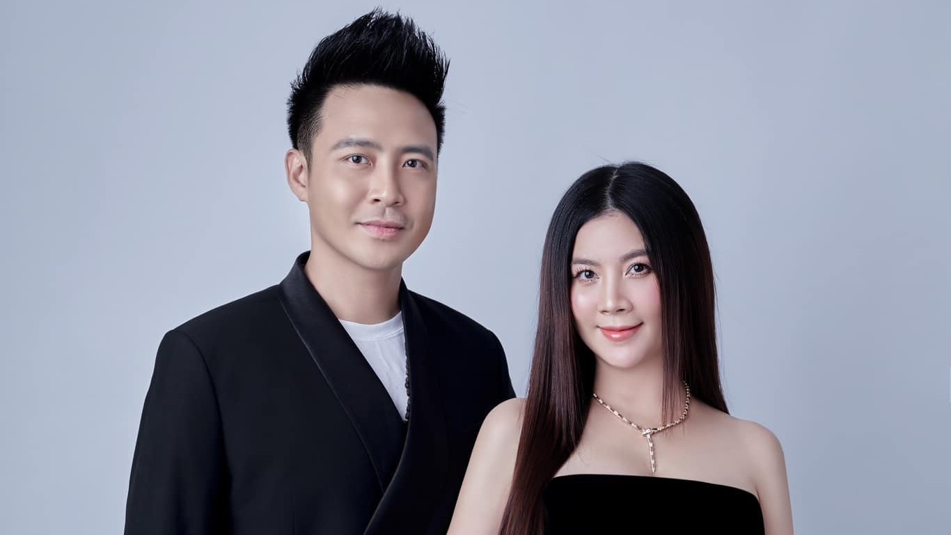 Kha Ly mang thai 7 tháng, nức nở báo tin vui đến khán giả