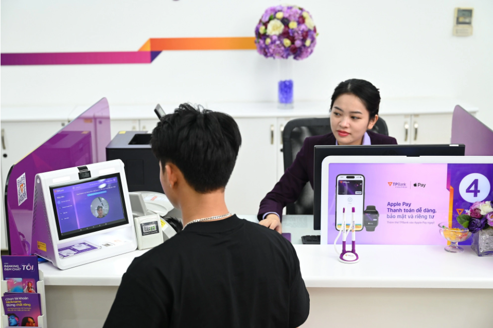 Tin ngân hàng ngày 20/5: Triển khai tính năng xác thực thông tin khách hàng qua CCCD