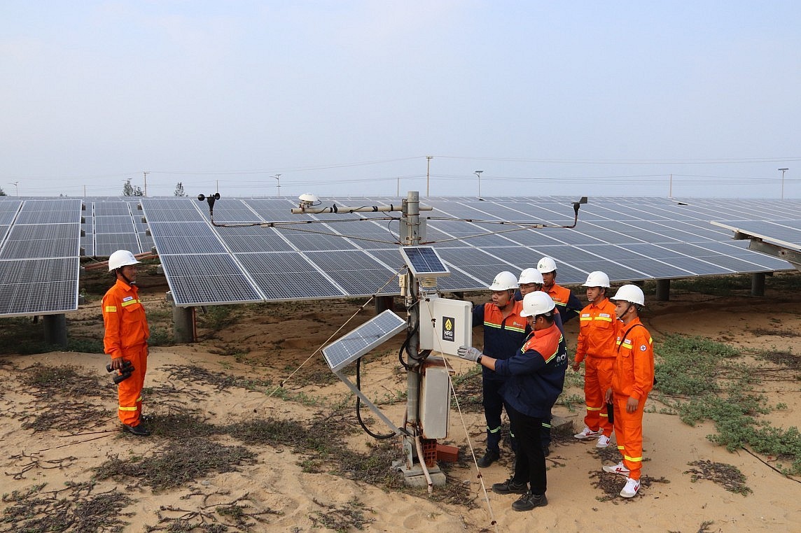 Hoàn thành dự thảo Nghị định về cơ chế mua bán điện trực tiếp trình Chính phủ trong tháng 5
