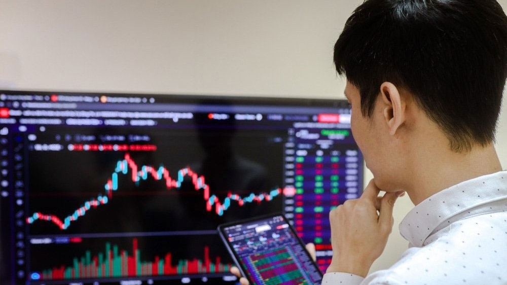 Tin nhanh chứng khoán ngày 30/5: Cổ phiếu họ Apec ngược dòng thị trường