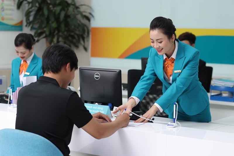 Tin ngân hàng ngày 31/5: Yêu cầu giảm từ 1-2% lãi suất cho vay