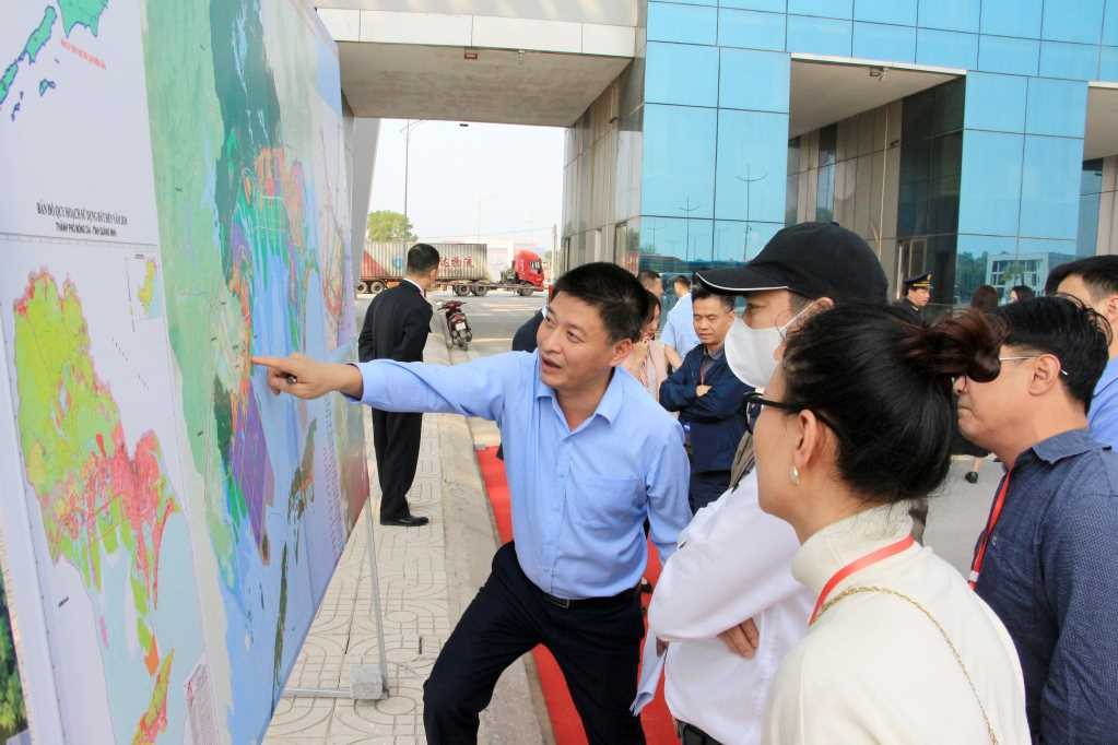 Khai thác triệt để tiềm năng logistics