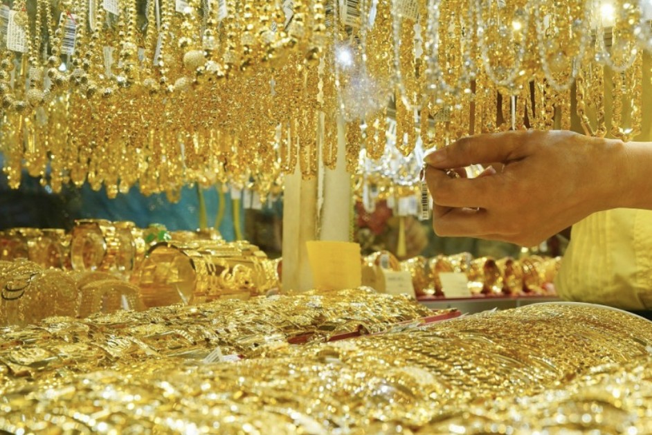 Giá vàng hôm nay 9/6: Tiếp đà giảm giá