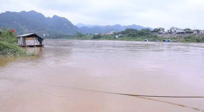 Tuyên Quang công bố tình huống khẩn cấp về thiên tai tại thị trấn Vĩnh Lộc Tuyên Quang công bố tình huống khẩn cấp về thiên tai tại thị trấn Vĩnh Lộc