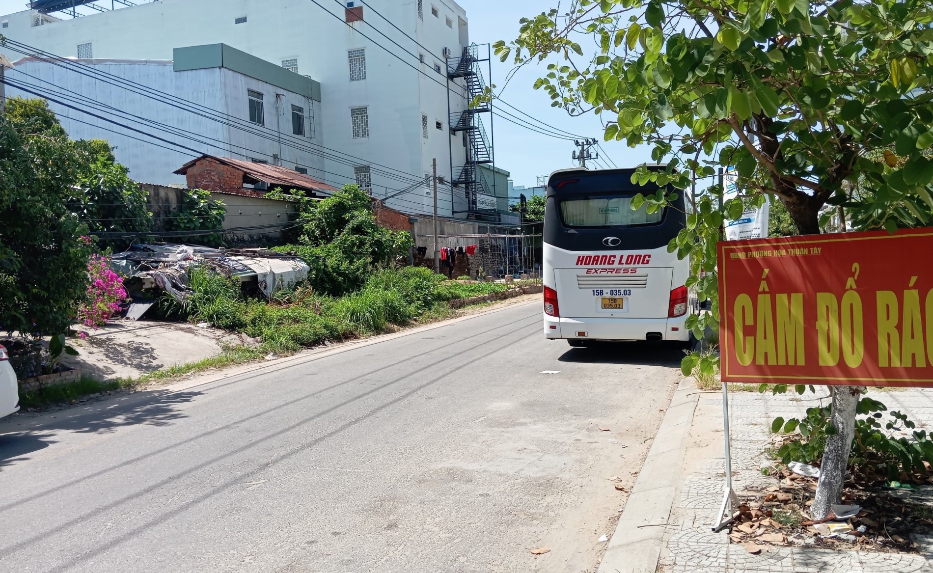 Cảnh nhếch nhác, ô nhiễm giữa lòng thành phố Đà Nẵng Cảnh nhếch nhác, ô nhiễm giữa lòng thành phố Đà Nẵng