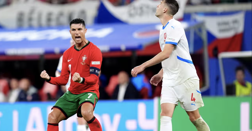 Các cầu thủ Bồ Đào Nha hoài nghi về Ronaldo