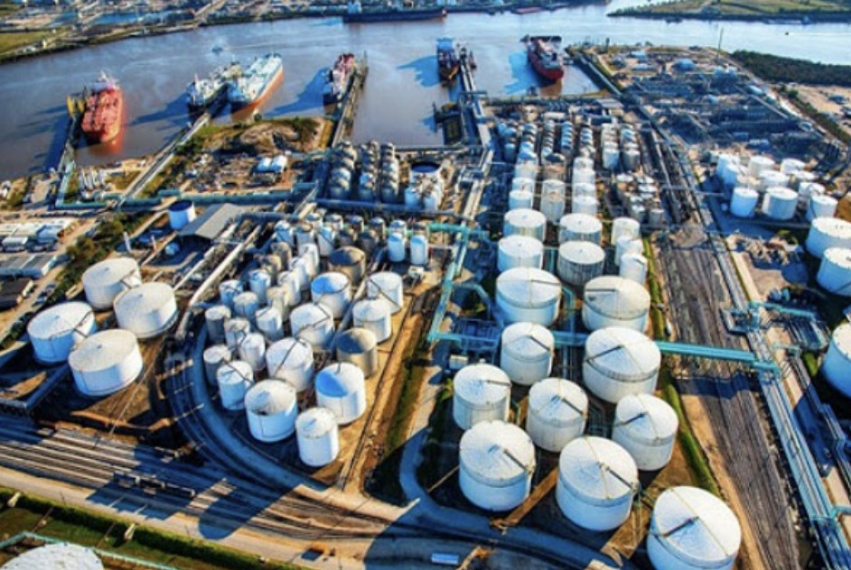 Giá xăng dầu hôm nay 22/6: Đảo chiều giảm 1%