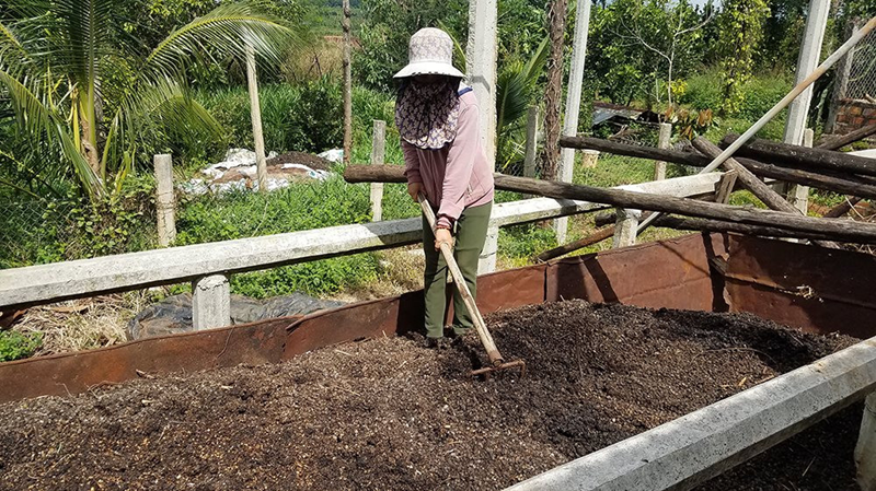 Khuyến khích áp dụng công nghệ mới trong xử lý chất thải ngành chăn nuôi Khuyến khích áp dụng công nghệ mới trong xử lý chất thải ngành chăn nuôi