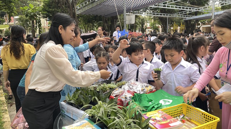 Quan điểm của Đảng về bảo vệ môi trường trong phát triển bền vững