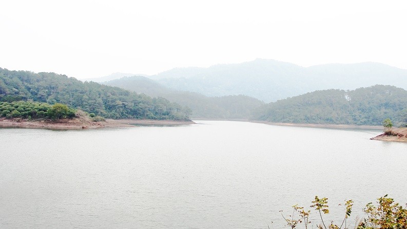 Ứng dụng công nghệ trong quản lý, giám sát an toàn hồ đập Ứng dụng công nghệ trong quản lý, giám sát an toàn hồ đập