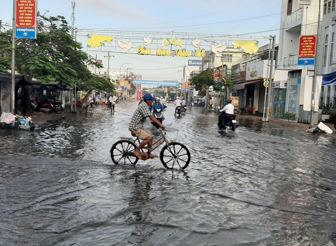 Sóc Trăng chủ động các giải pháp ứng phó triều cường