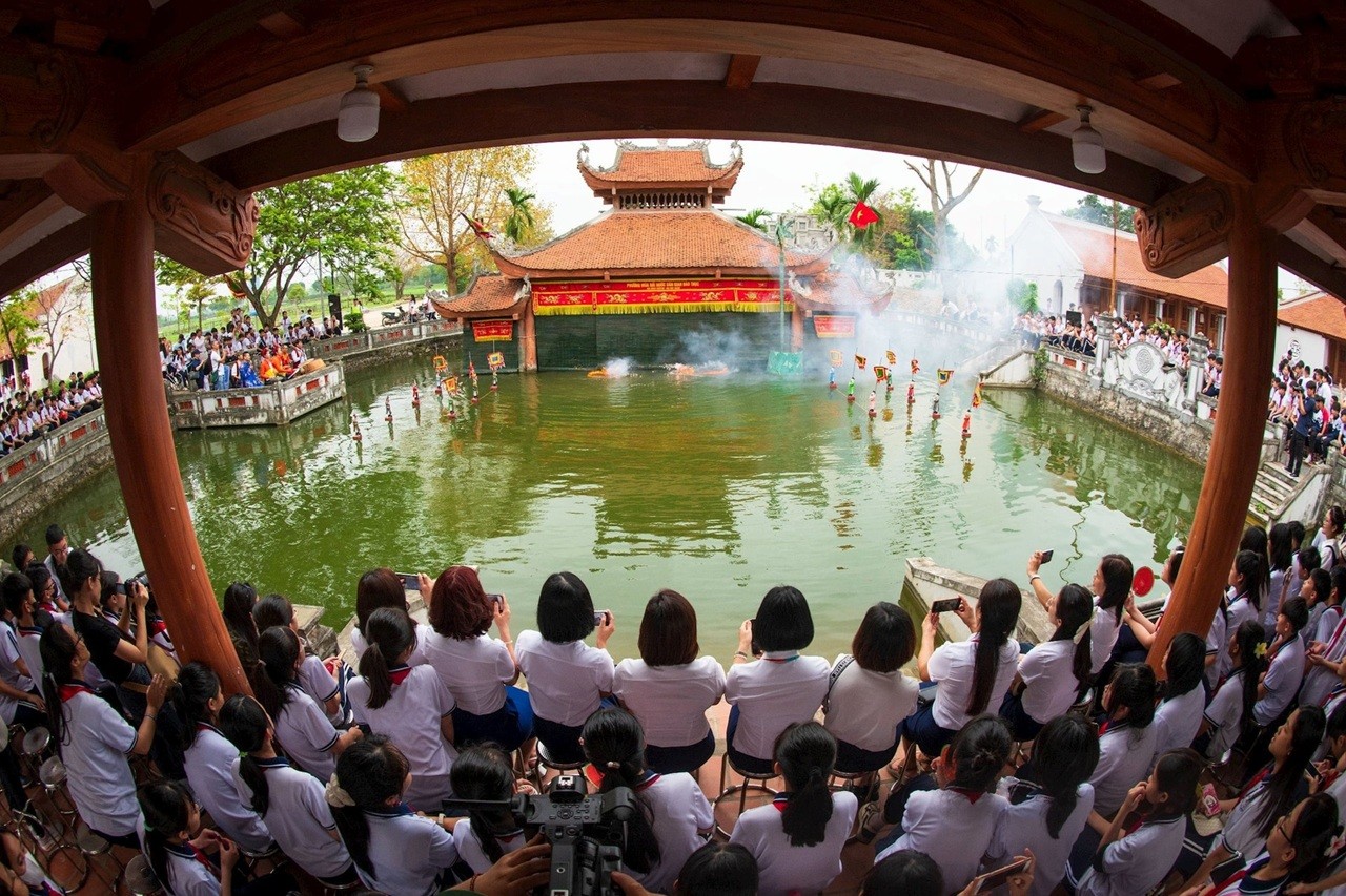 Vai trò của báo chí trong truyền thông chính sách về đa dạng văn hóa