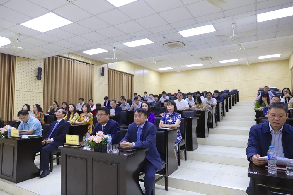 Nâng cao năng lực thích ứng trong quản trị địa phương của đội ngũ cán bộ lãnh đạo, quản lý hiện nay