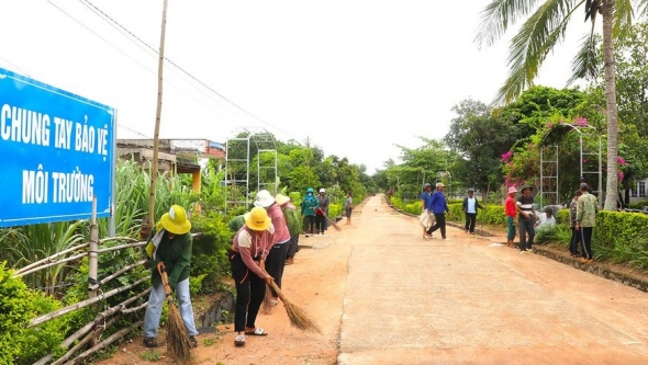 Bắc Giang phát động chiến dịch dọn sạch rác thải, phủ xanh đất trống