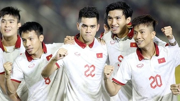 Báo Malaysia: &apos;Tuyển Việt Nam đang tách mình ra khỏi khu vực’