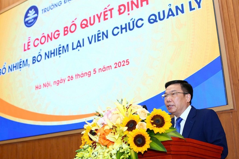 THPT Chuyên Sư phạm, ngôi trường của những giấc mơ lớn THPT Chuyên Sư phạm, ngôi trường của những giấc mơ lớn