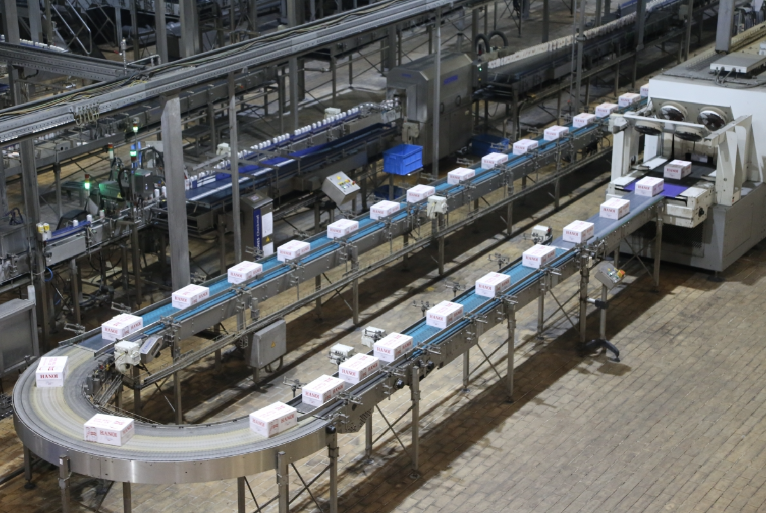 Sinh viên Hàn Quốc hào hứng khám phá môi trường làm việc tại Nhà máy Bia Hà Nội - Mê Linh