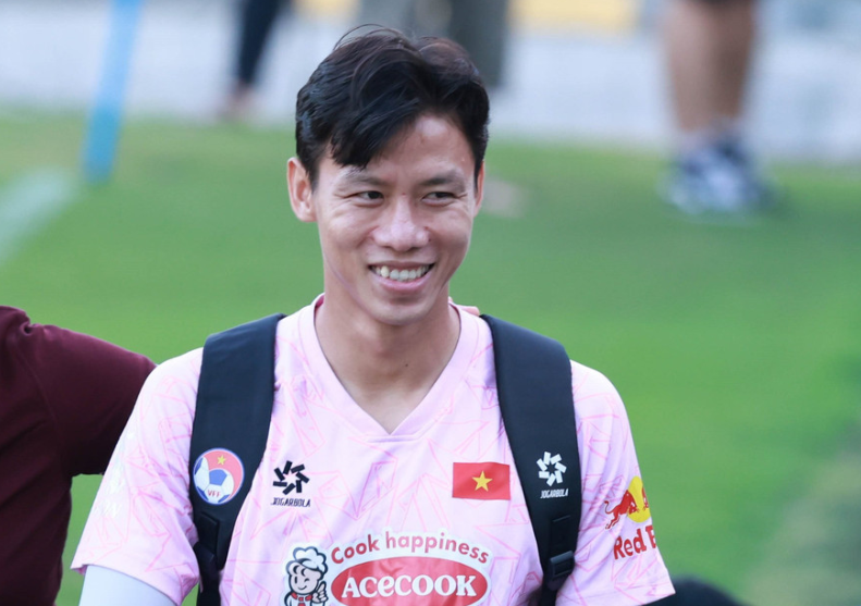Quế Ngọc Hải tiết lộ lý do gia nhập CLB Đông Á Thanh Hóa Quế Ngọc Hải tiết lộ lý do gia nhập CLB Đông Á Thanh Hóa