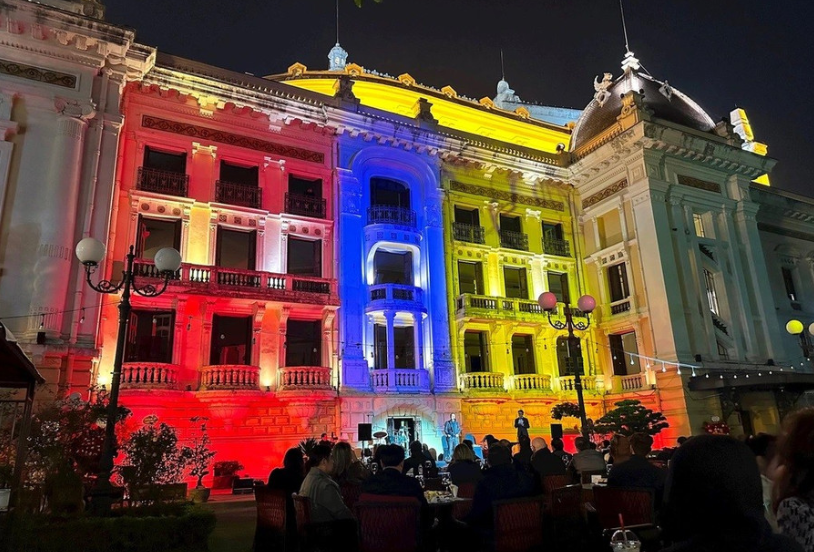 Phát vé miễn phí cho khán giả tham gia đại nhạc hội ‘Việt Nam trong tôi’ Phát vé miễn phí cho khán giả tham gia đại nhạc hội ‘Việt Nam trong tôi’