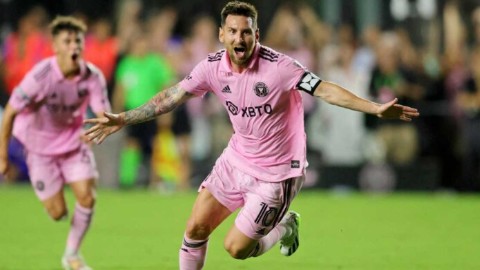 Messi lập thêm kỷ lục ấn tượng