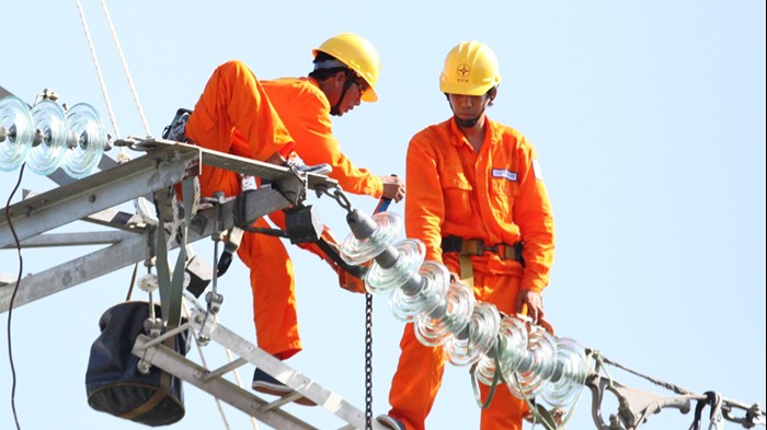 Đến năm 2030 điện tái tạo chiếm 25-30%