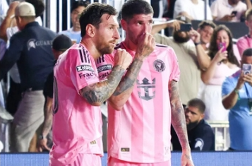 Bạn thân của Messi nhận án phạt từ MLS Bạn thân của Messi nhận án phạt từ MLS