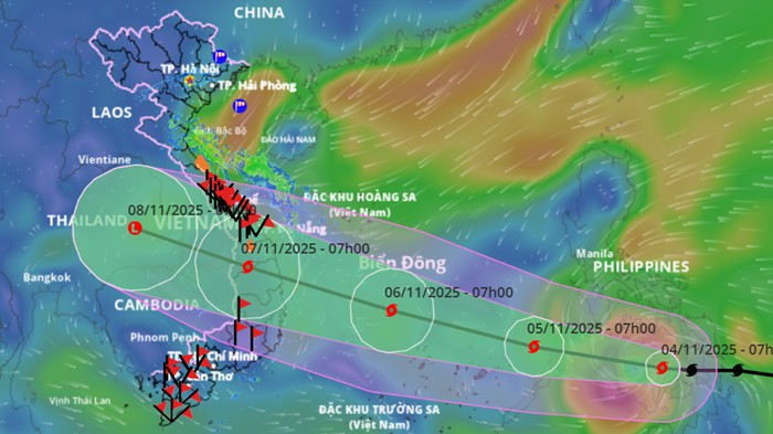 Cần phương án ứng phó bão mạnh sắp vào Biển Đông